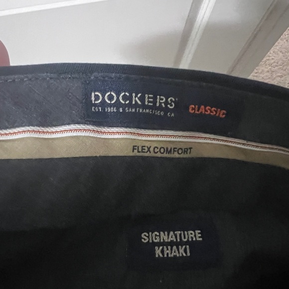 Mens Classic Docker Dress Slacks - Picture 2 of 4
